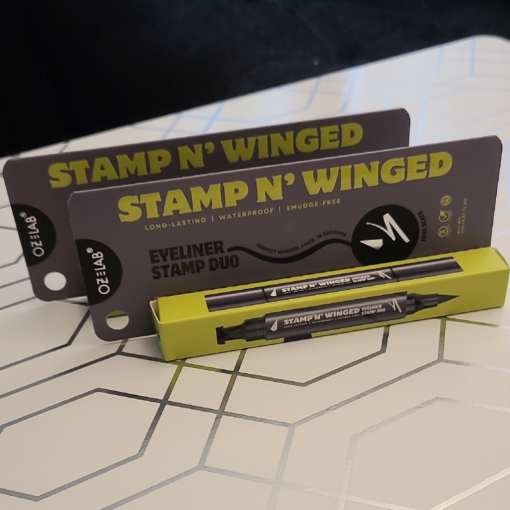 Set Of 2 Oz Lab Stamp N' Winged Eyeliner